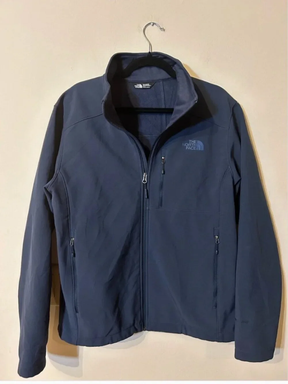 The North Face Men’s Zip Jacket size M